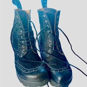 Flyevog Bebop Lace-Up Brogue Boot